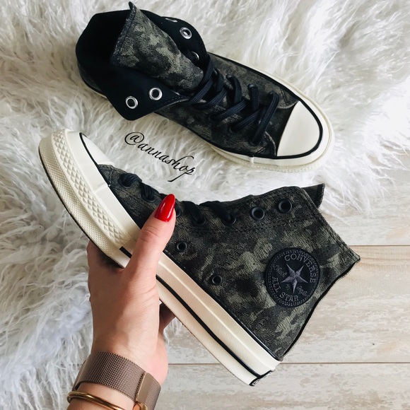 Converse Shoes - NWT Converse camo hi Tops